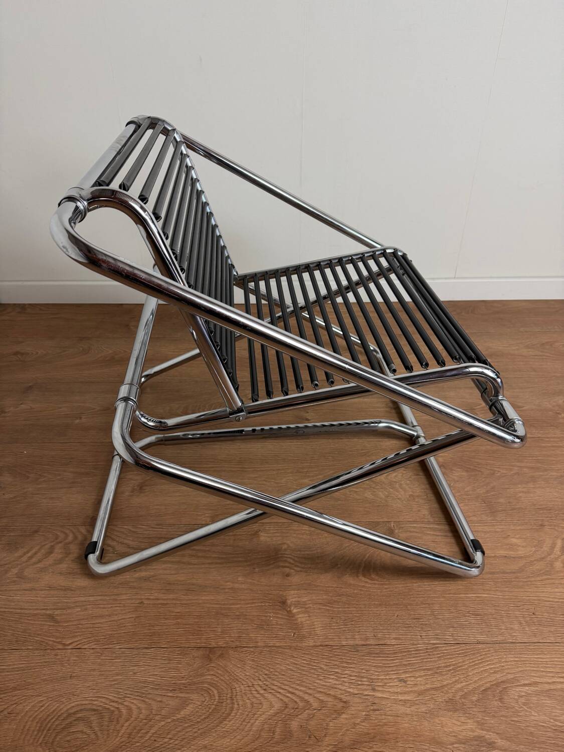 Rocking chair attributed to Ron Arad – Italy, 1980s