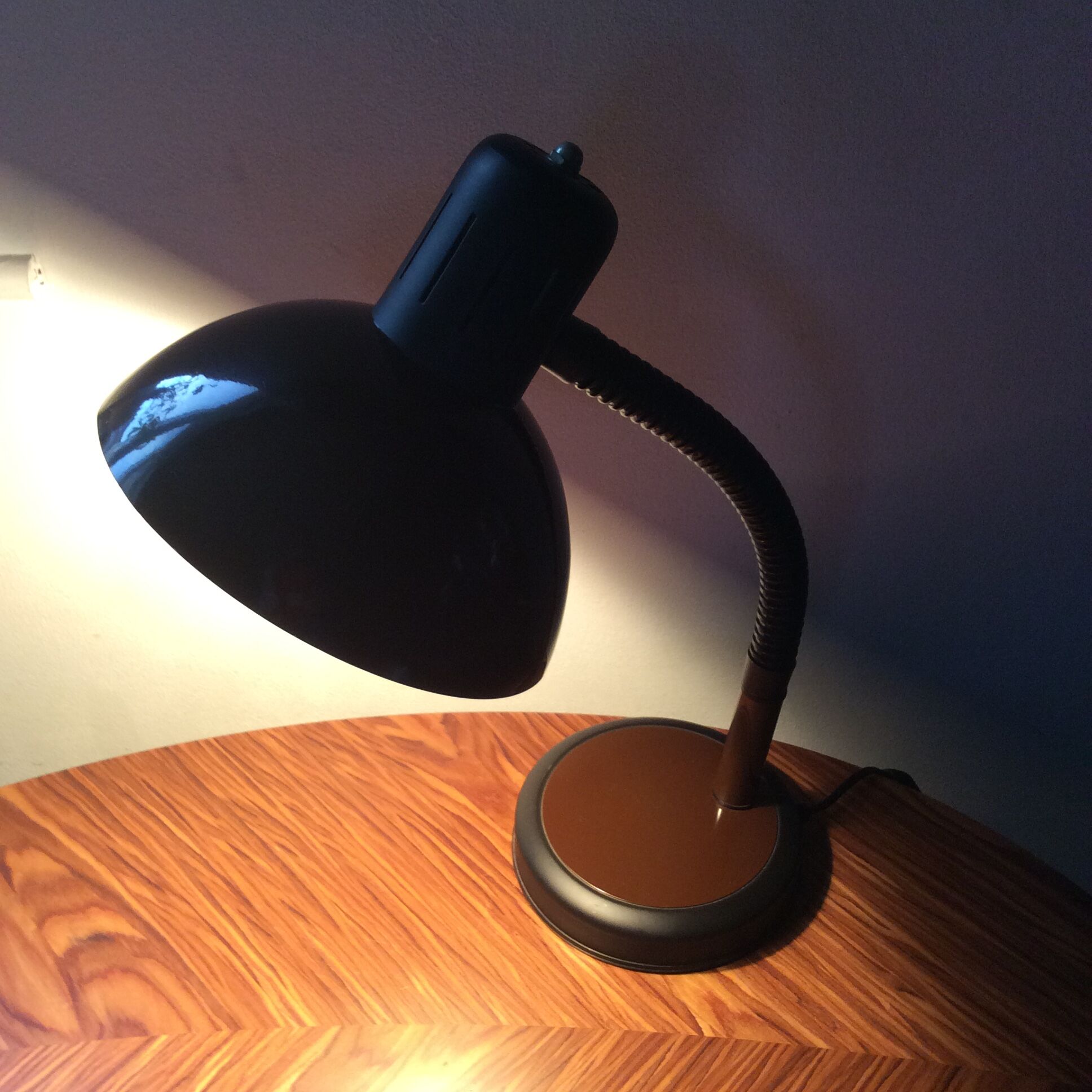 Veneta Lumi Italy desk lamp