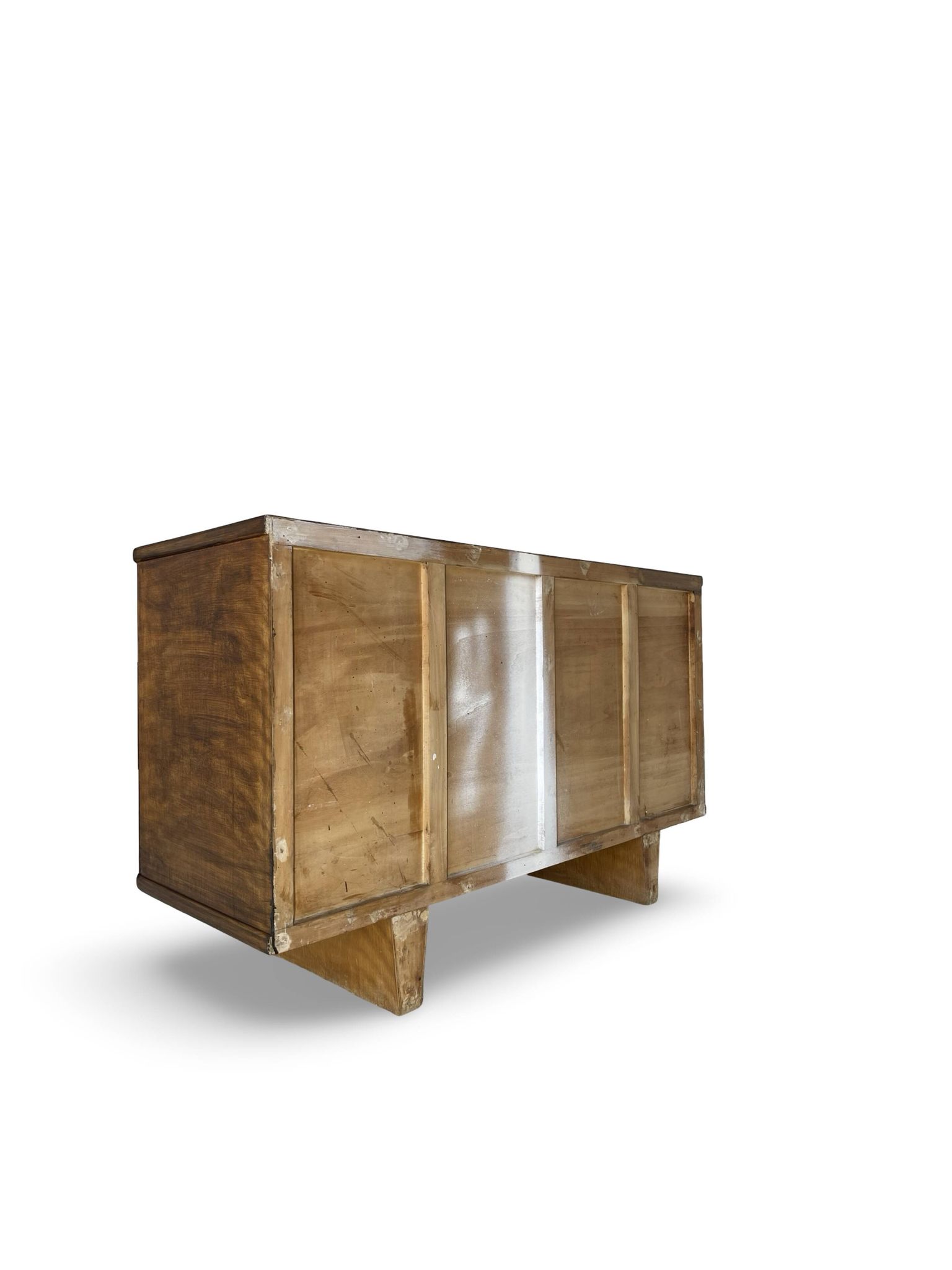 A vintage Italian chest of drawers, made of veneered walnut and solid wood,