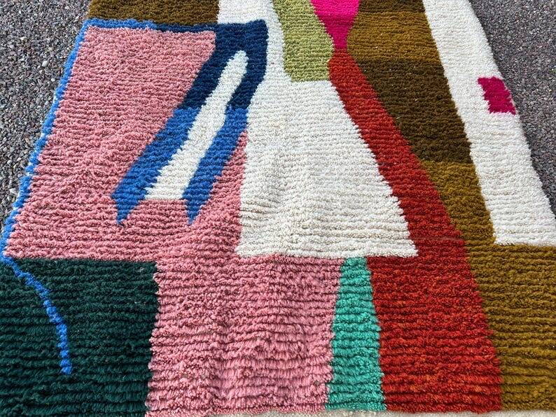 Authentic handmade rug with colourful patterns, size 150/250 cm.
