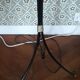 Lampadaire tripode métallique des années 50