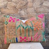 Handmade cushion cover in Berber wool: Moroccan Kilim cushion