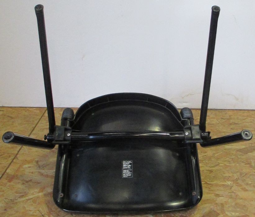 4 chaises Vertebra noires