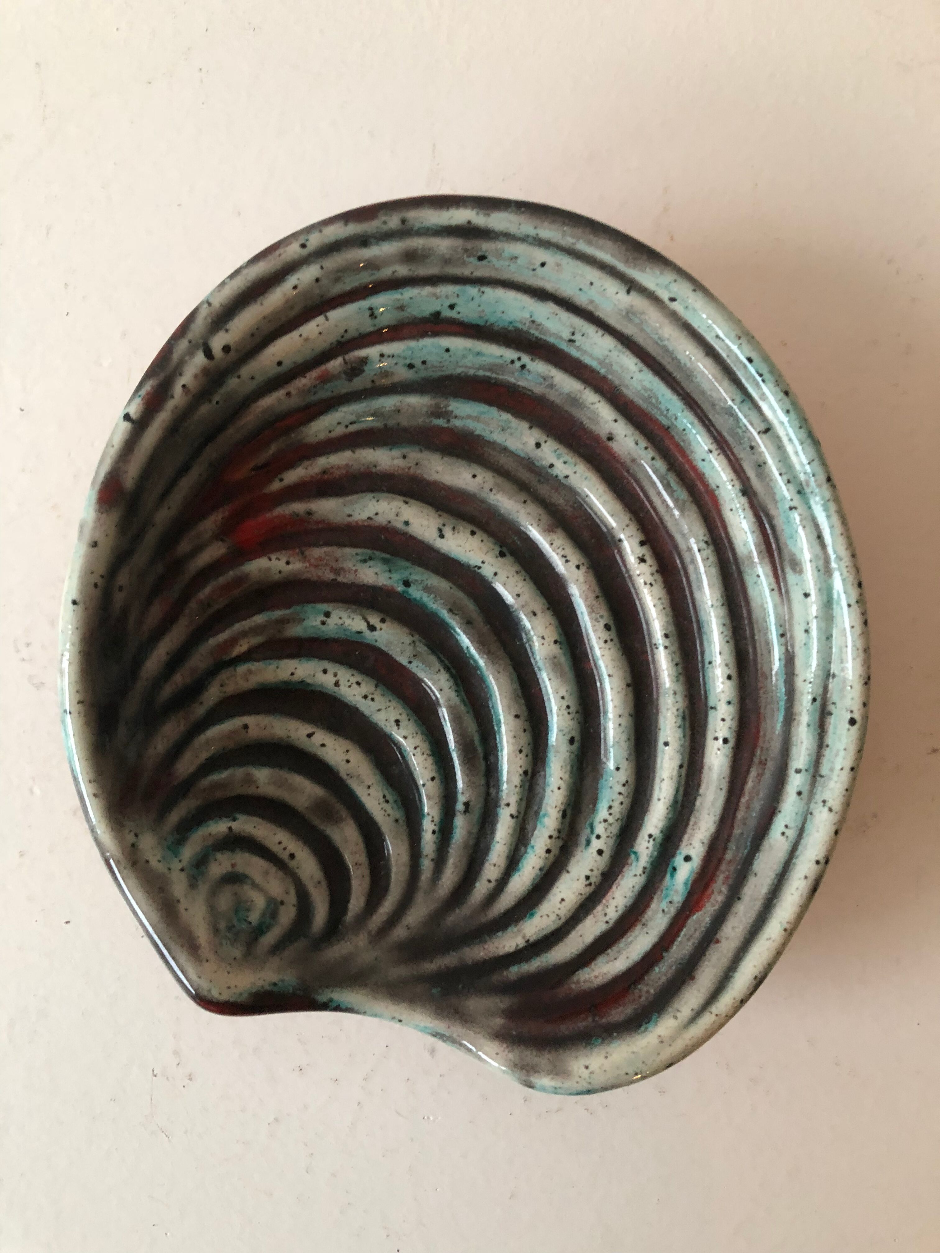 Empty Pocket Cup Ceramic Shell Vintage Selency