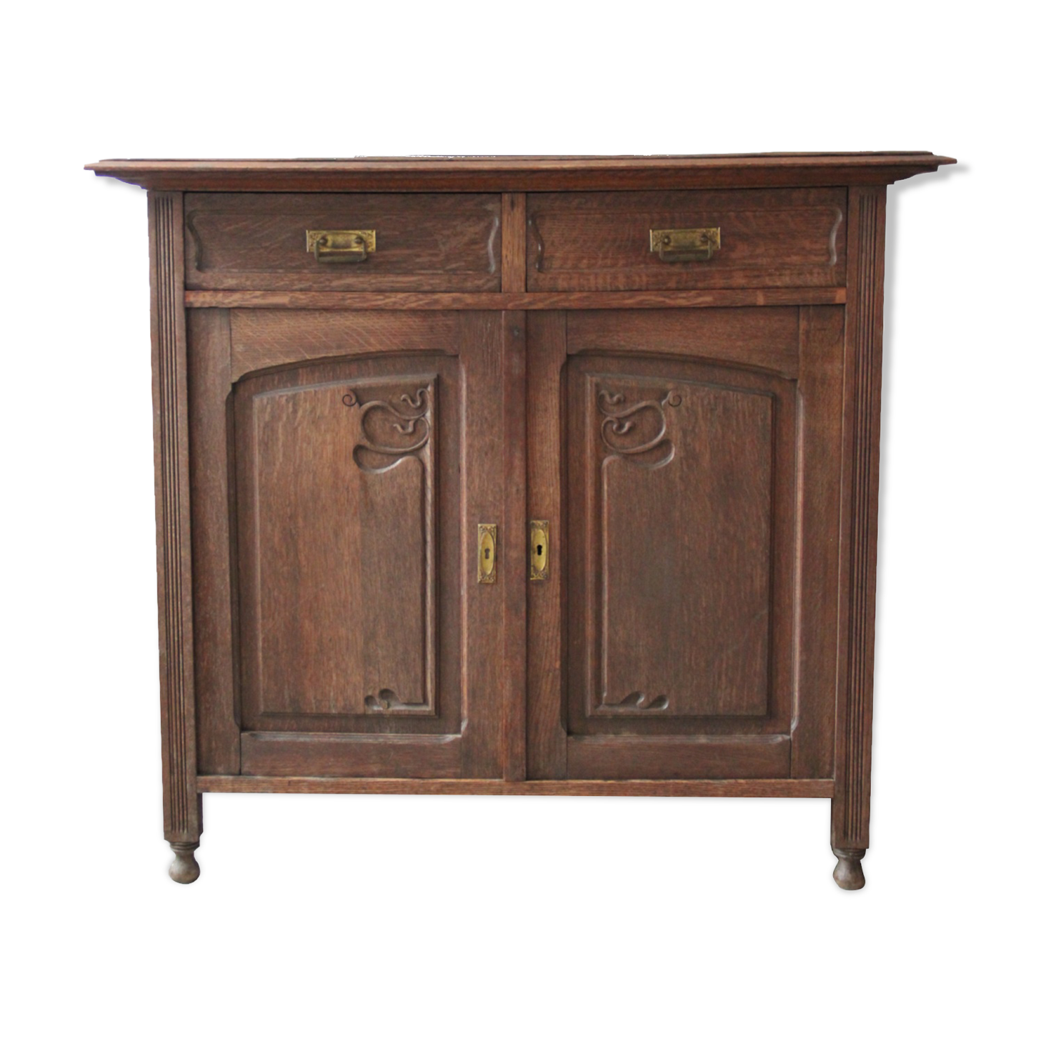 Meuble en chêne art-nouveau