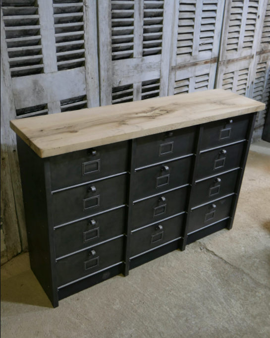 Industrial storage cabinet 12 strafor valve and solid oak top