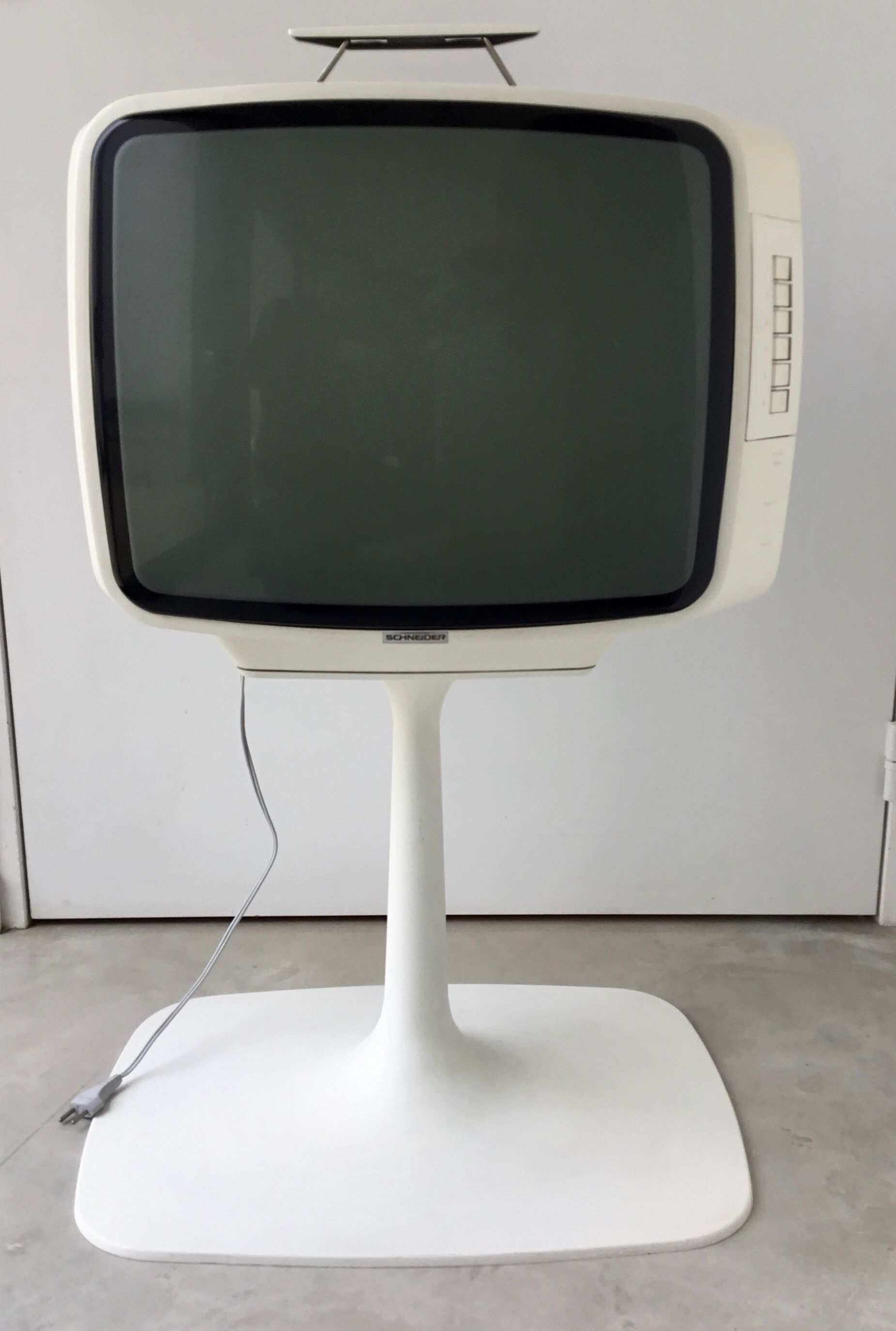 Television space age foot tulip Schneider - design 1960