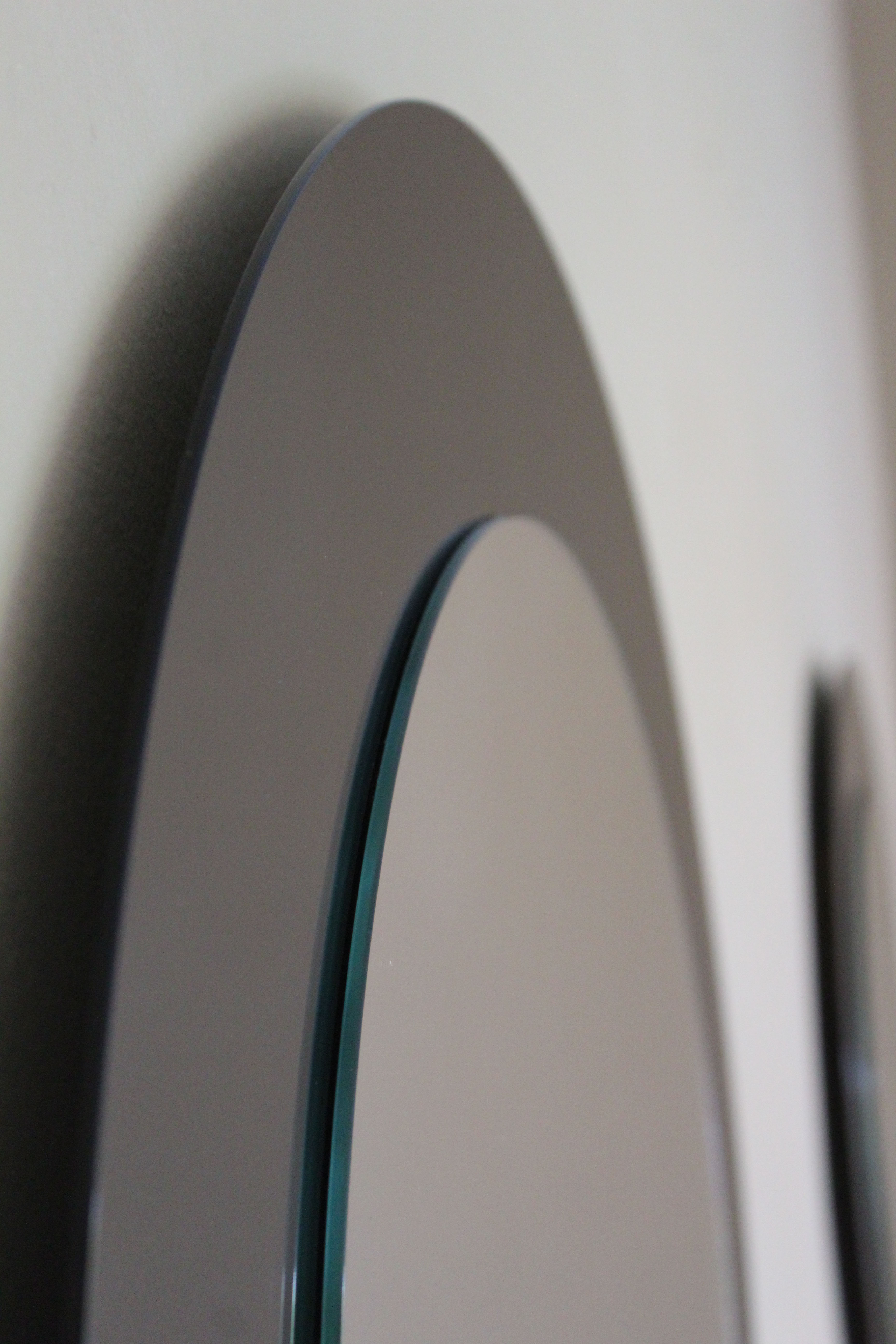 Deux miroirs rond  en verre Italie 70cm