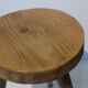 Tabouret tripode