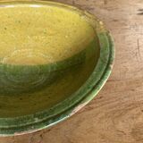 Set of 4 bowls and 1 dish