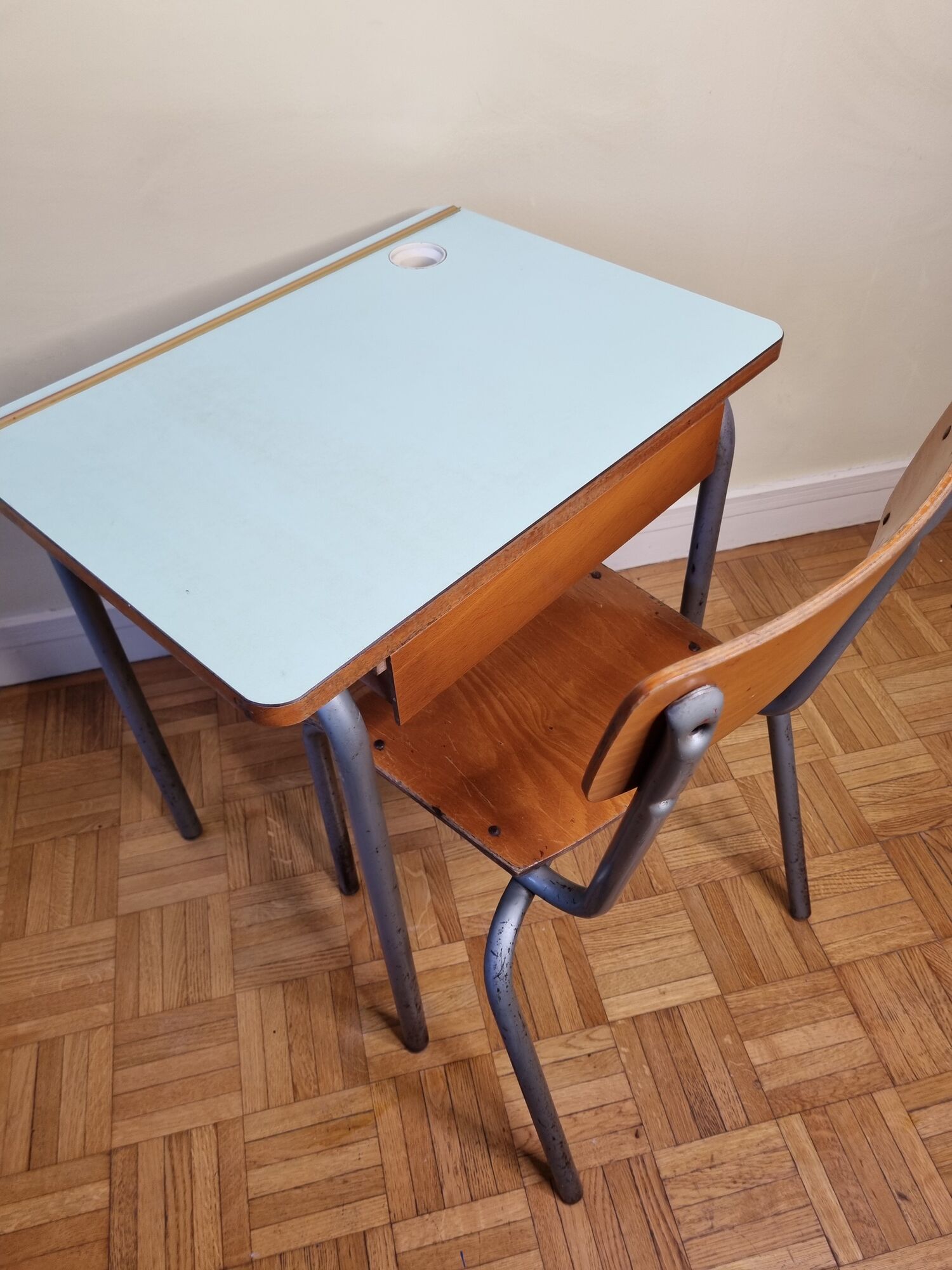 Set chair and school desk in steel, wood and formica, 50s-60s