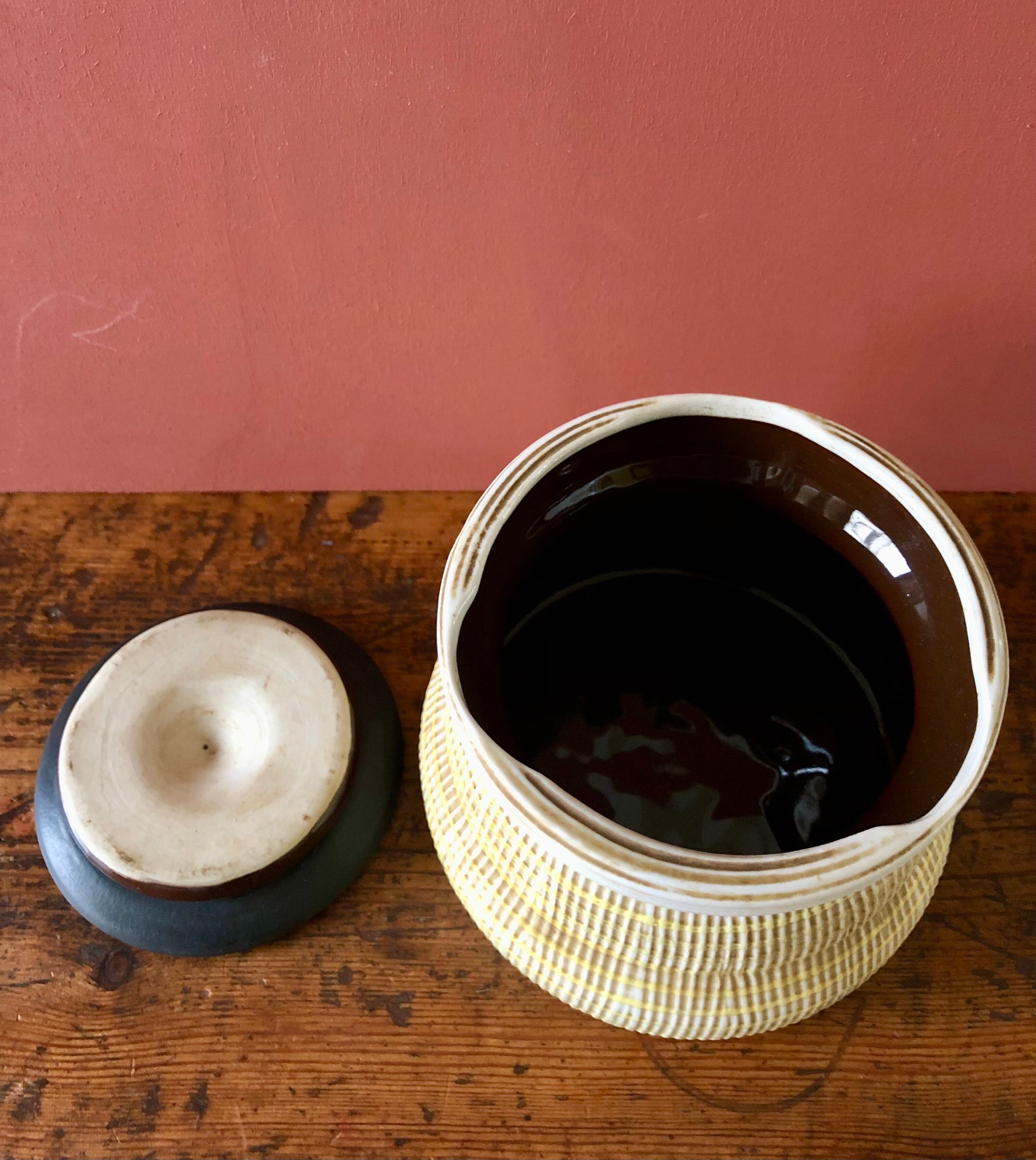 Covered ceramic sugar pot signed