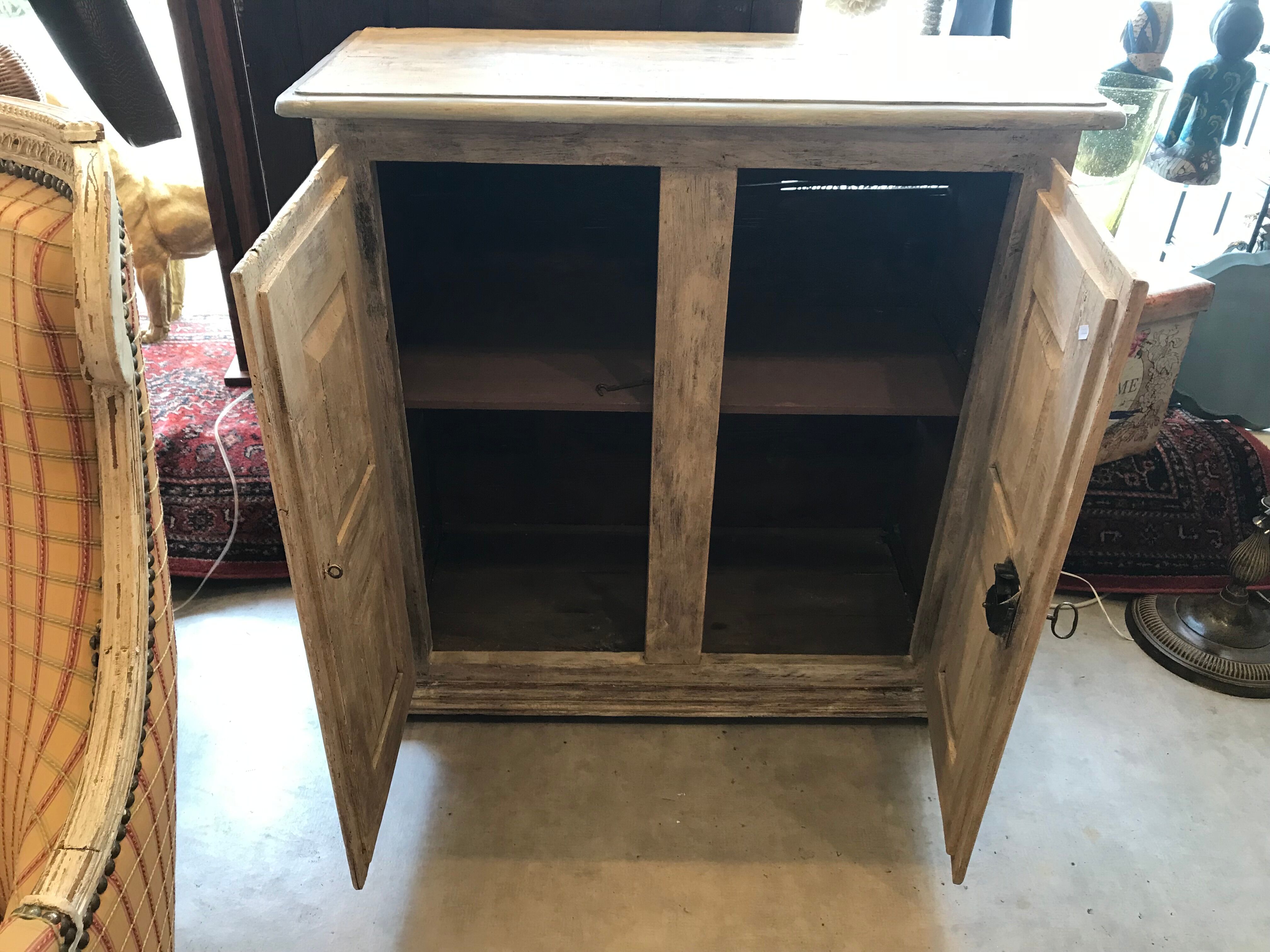Sideboard Louis XVI epoch XIXth patinated gray with 2 doors