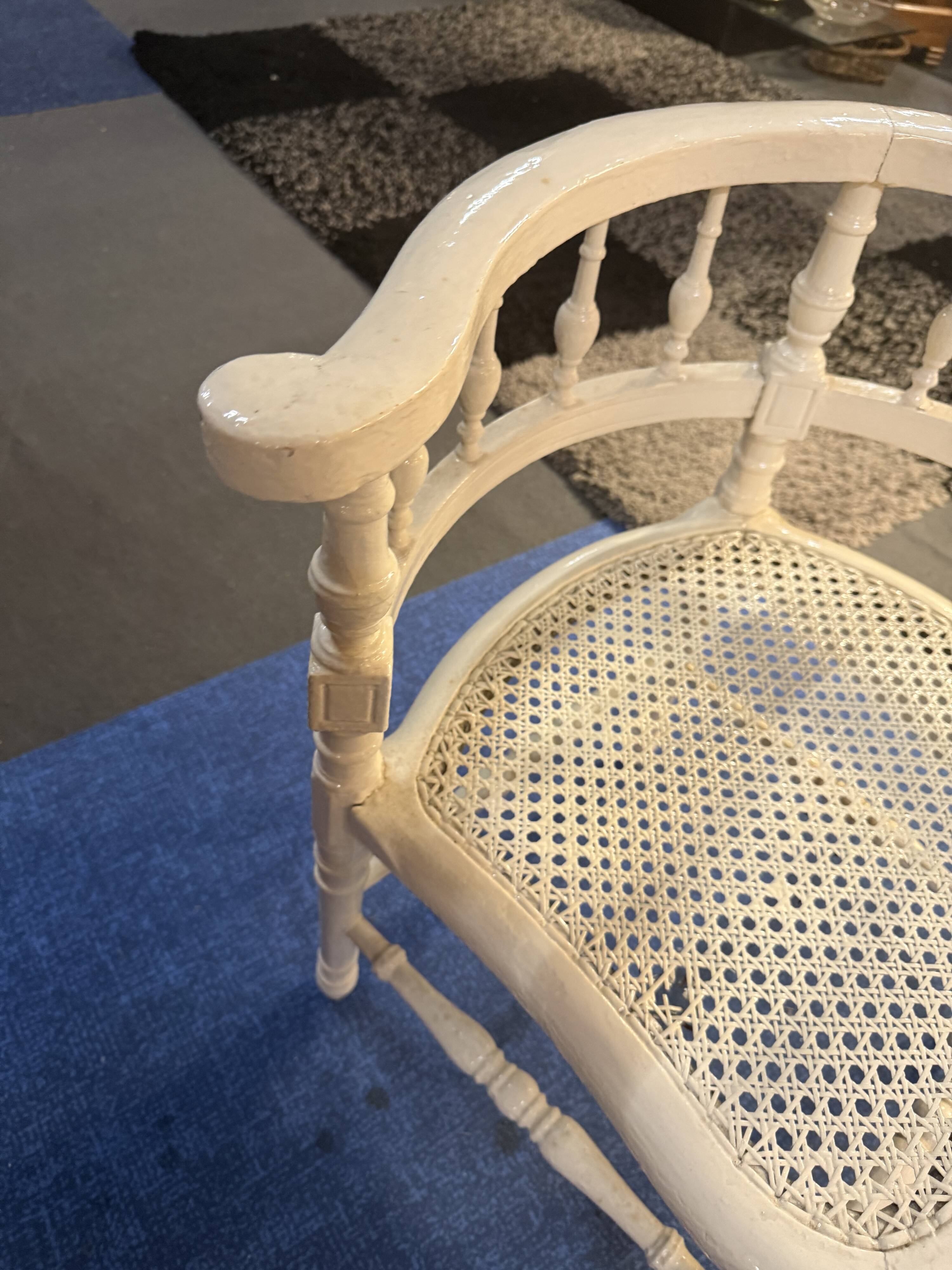 Corner chair