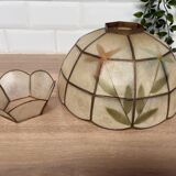Mother-of-pearl lampshade for suspension