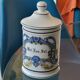 Apothecary pharmacy pot in Mel porcelain. Ros. Ground.