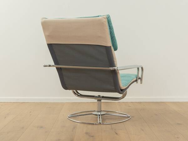 1980s Swivel chair