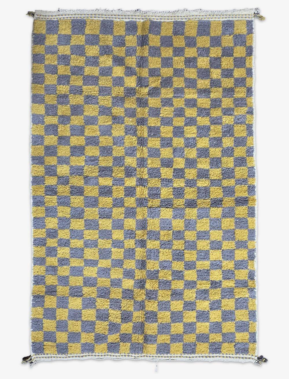 Berber rug with a checkerboard pattern - 297 x 200 cm