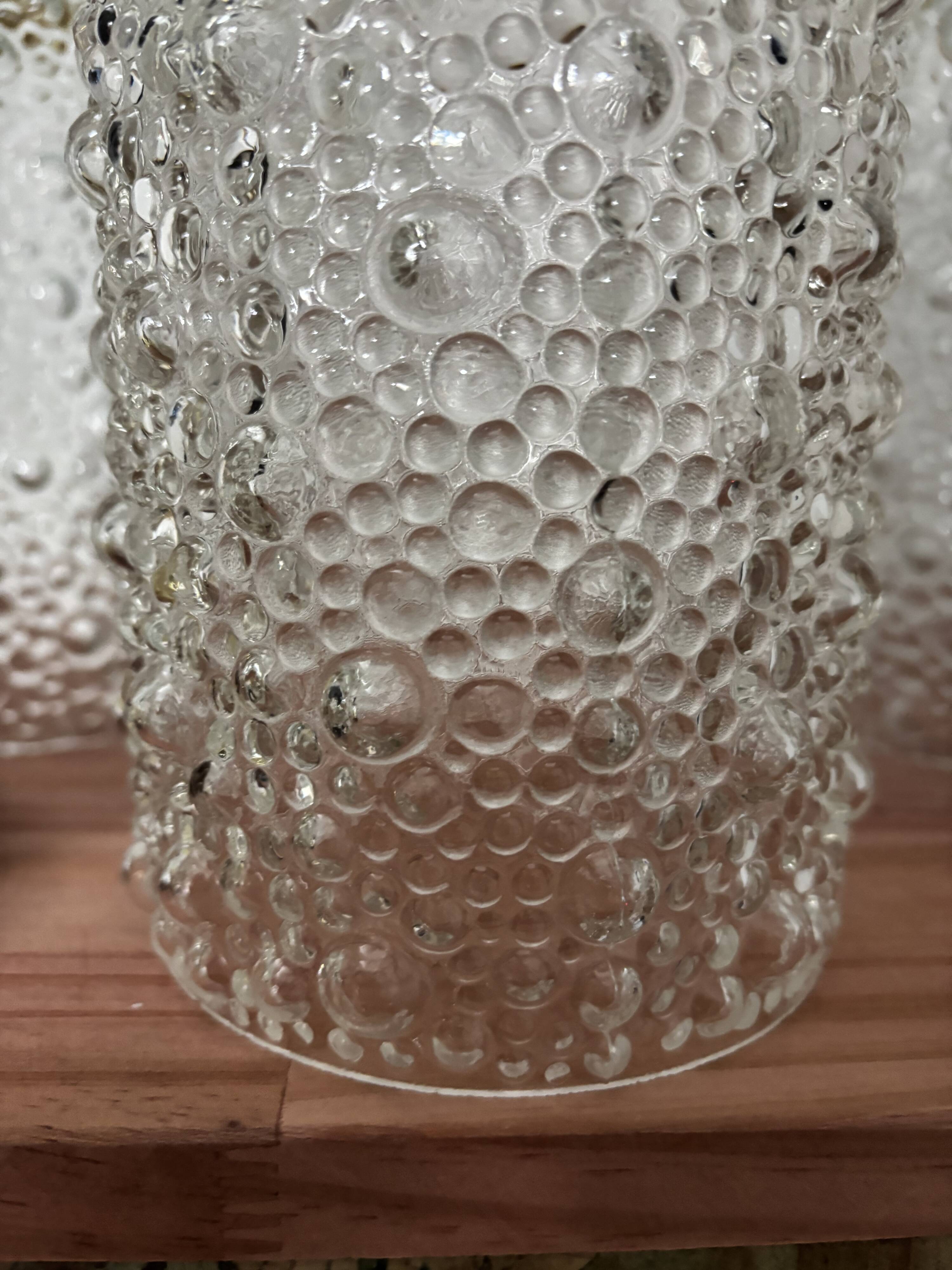 Lot de trois suspensions en verre bullé vintage