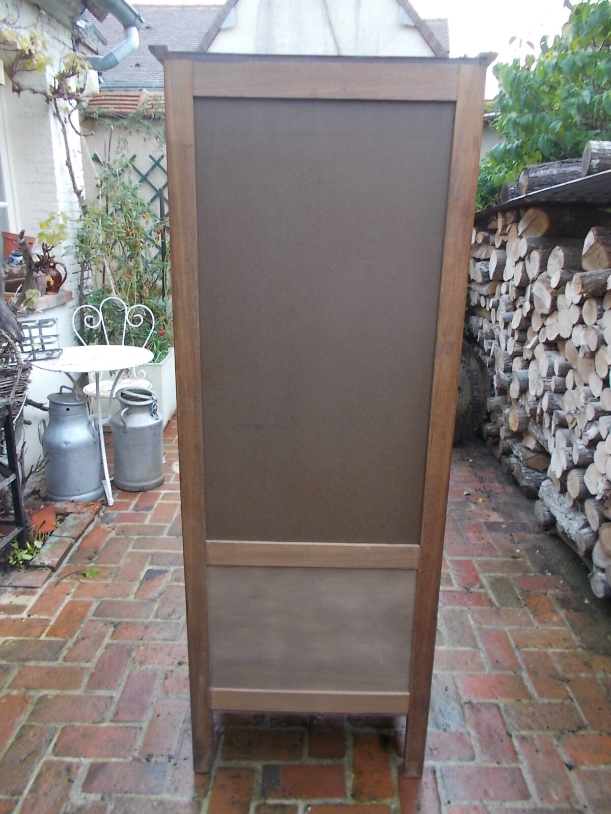 Mahogany showcase