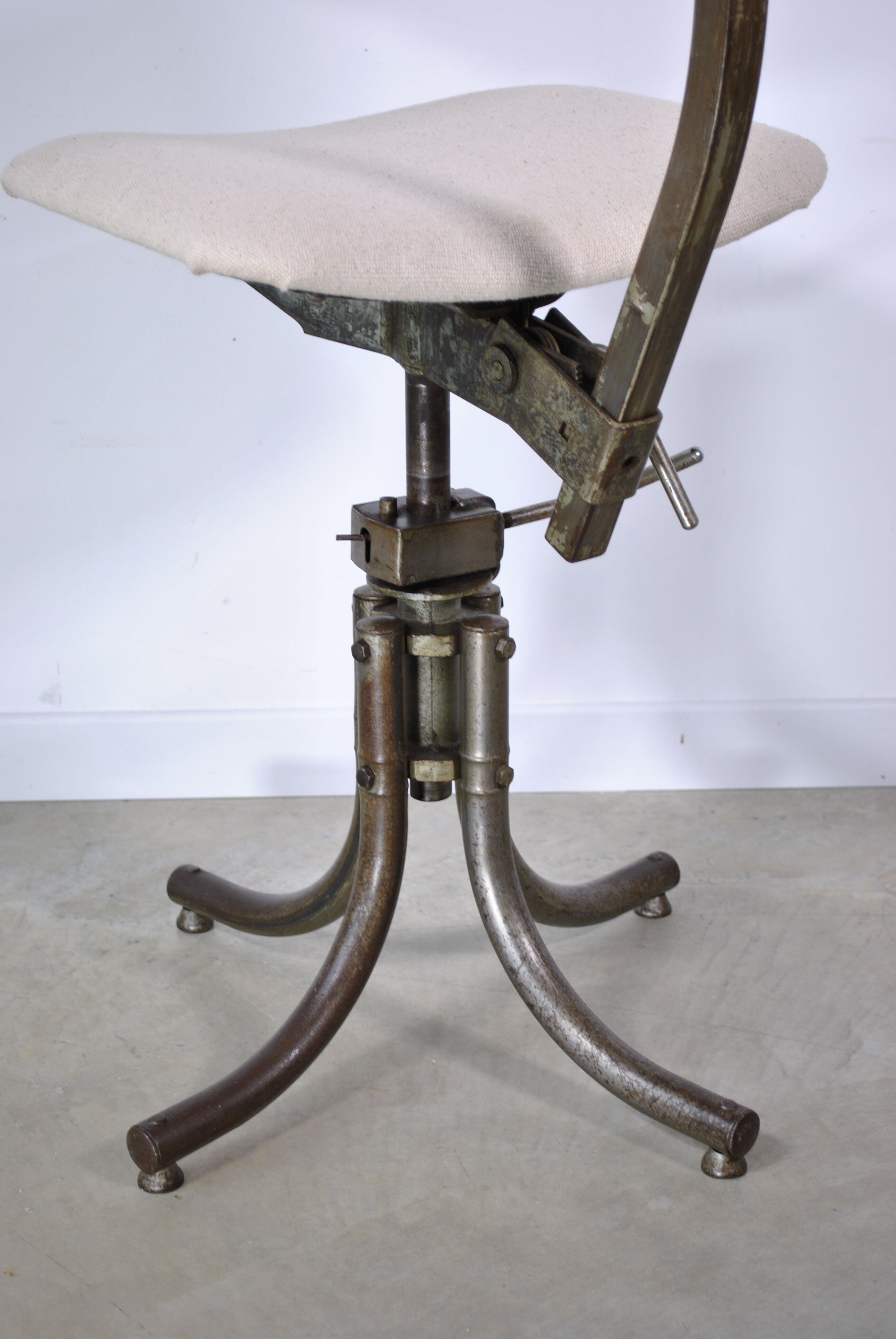 Workshop chair Bienaise 1950