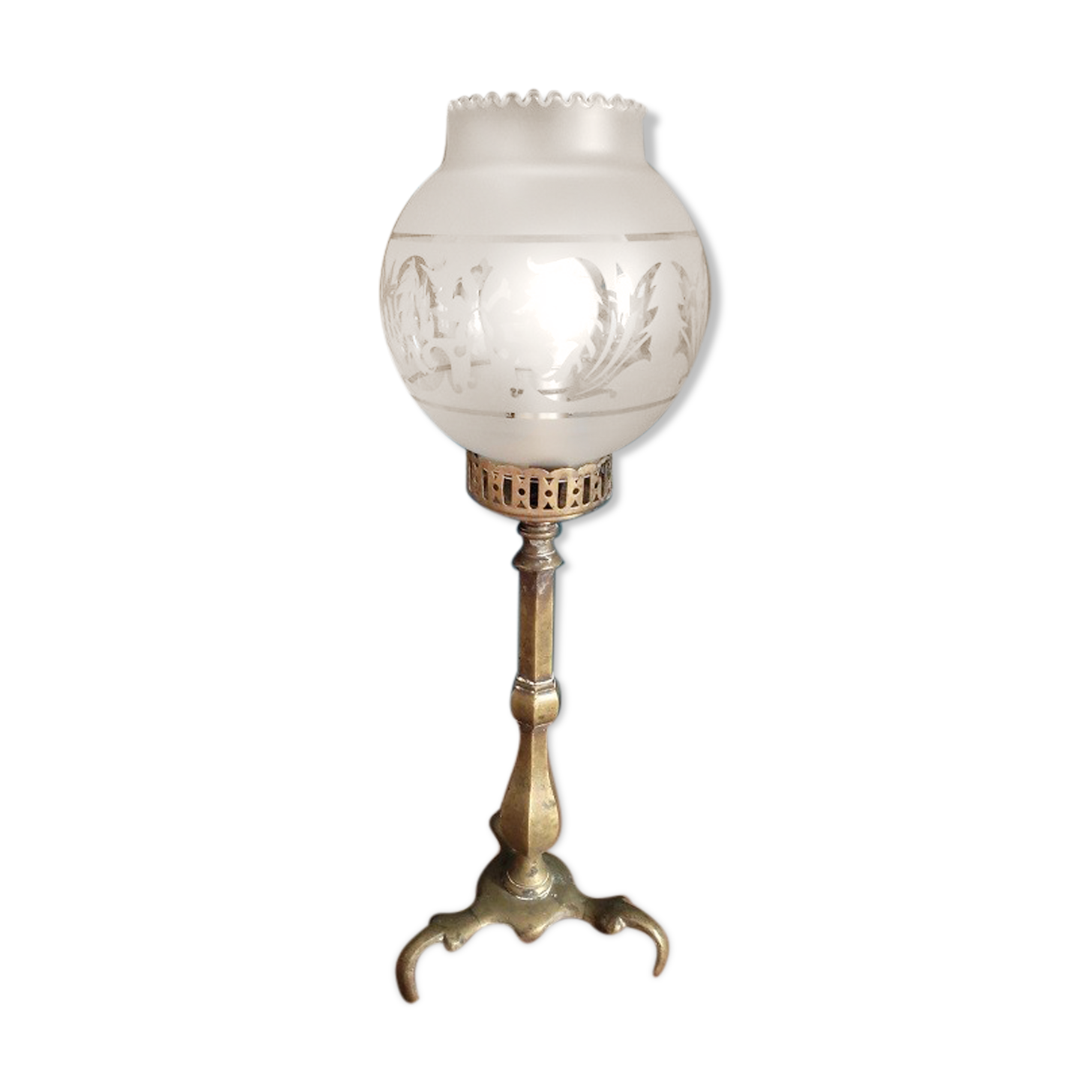 Bedside lamp living room globe glass sandblasted base brass old vintage dp 0322015