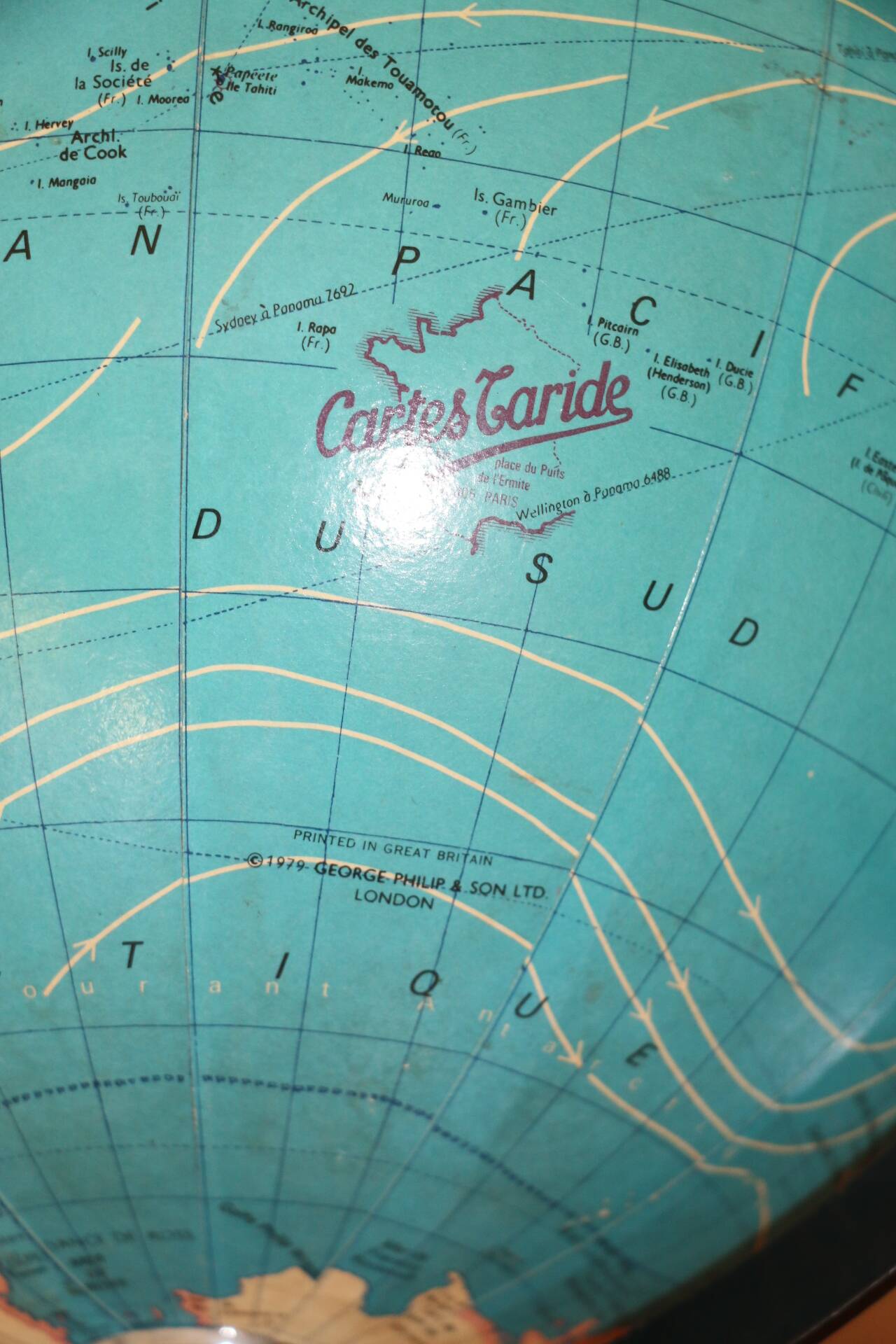 Globe terrestre carton TARIDE 1979
