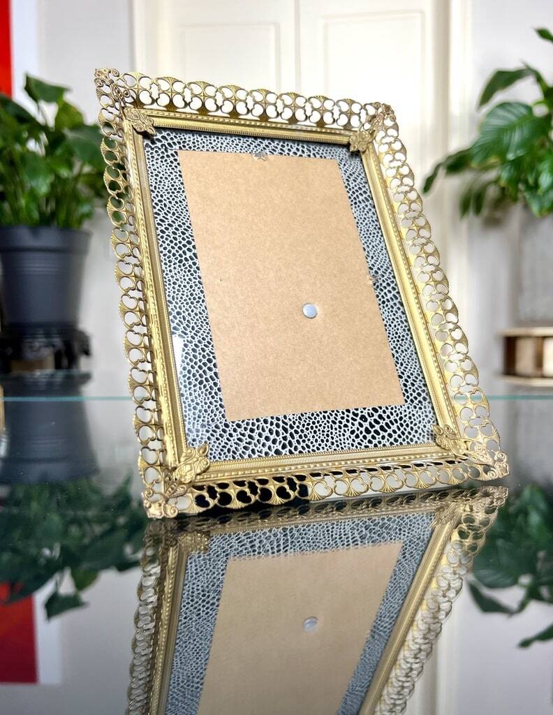 Vintage Photo Holder Frame - Golden Metal Glass - 20th Century Design Decoration - 1950 - 60s