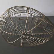 Vintage duck shaped metal egg basket in very good condition