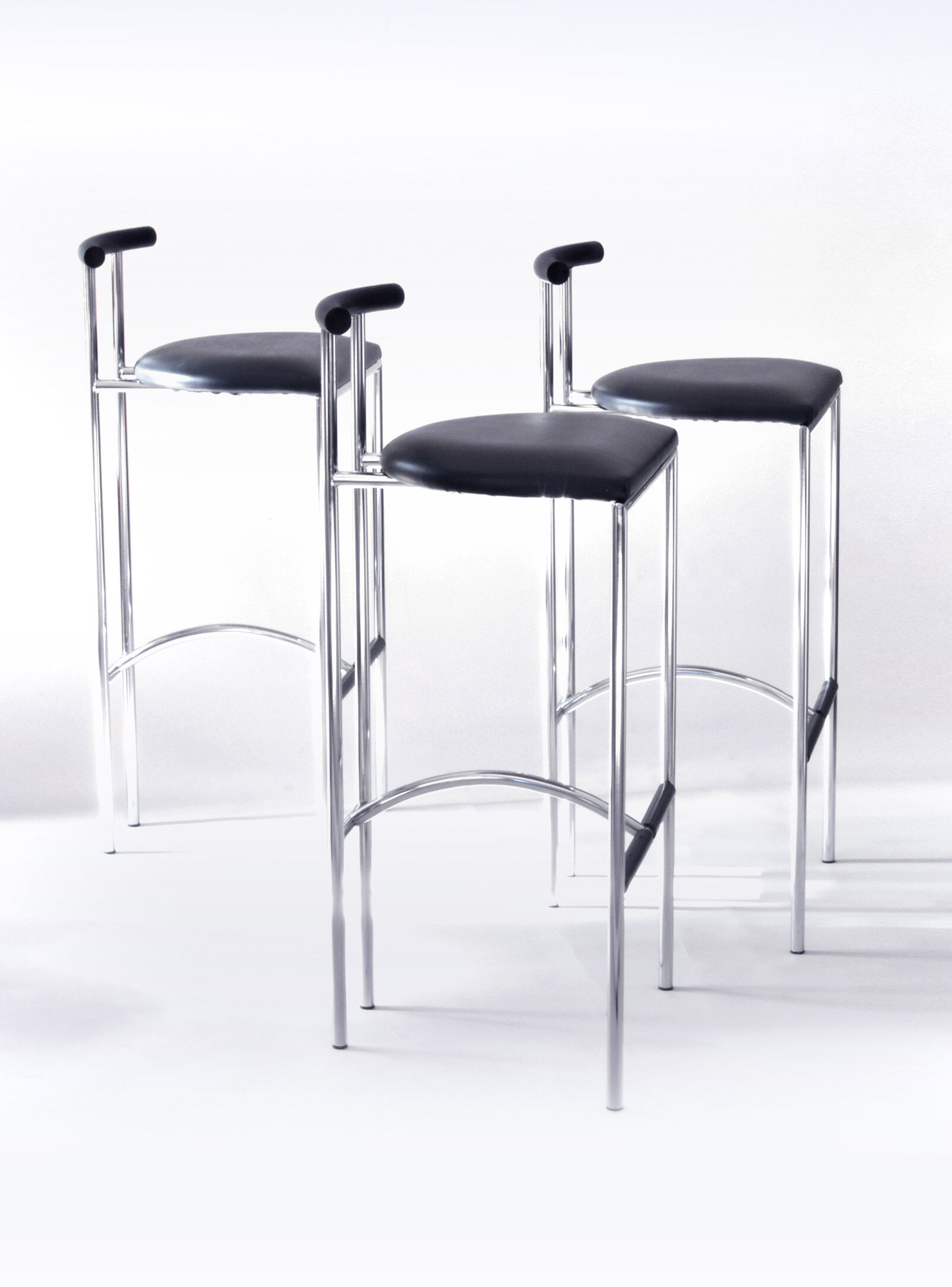 3 bar stools "Tokyo" Rodney Kinsman - Bieffeplast circa 1985