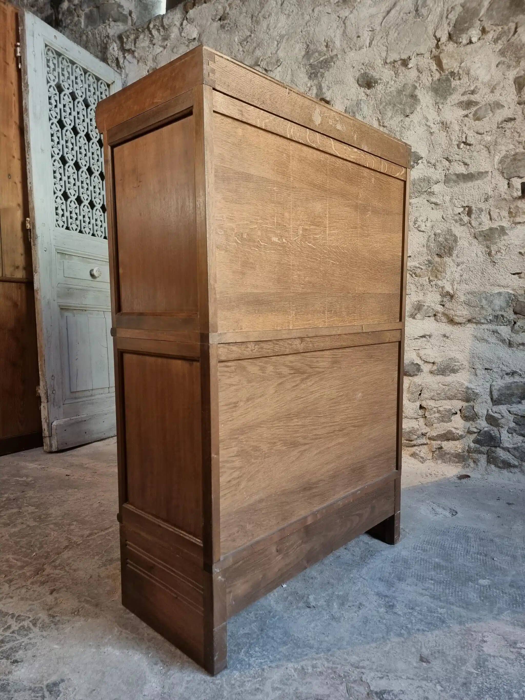Vintage Globe Wernicke drinks buffet, modular mahogany bar cabinet, 1960s display case.