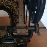 Old sewing machine H. Vigneron