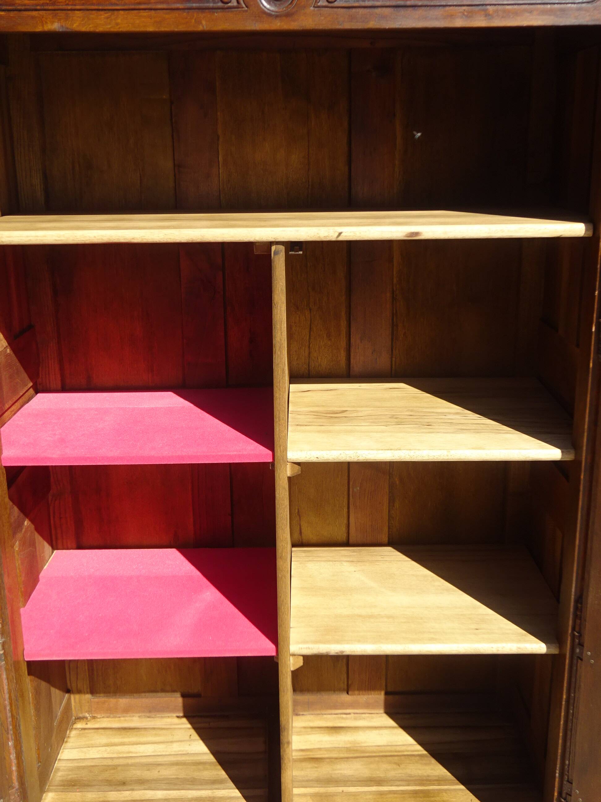 Solid oak wardrobe, Renaissance style