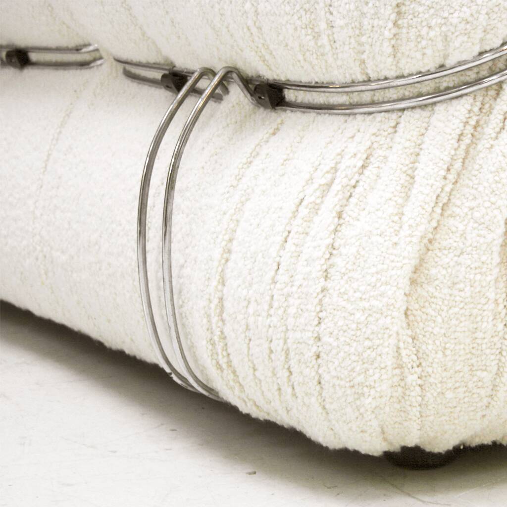 Tobia Scarpa Mid-Century Modern Bouclé Fabric "Soriana" Italian Sofa