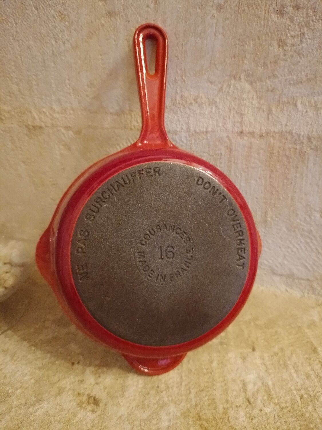 Enamelled cast iron stove Cousances