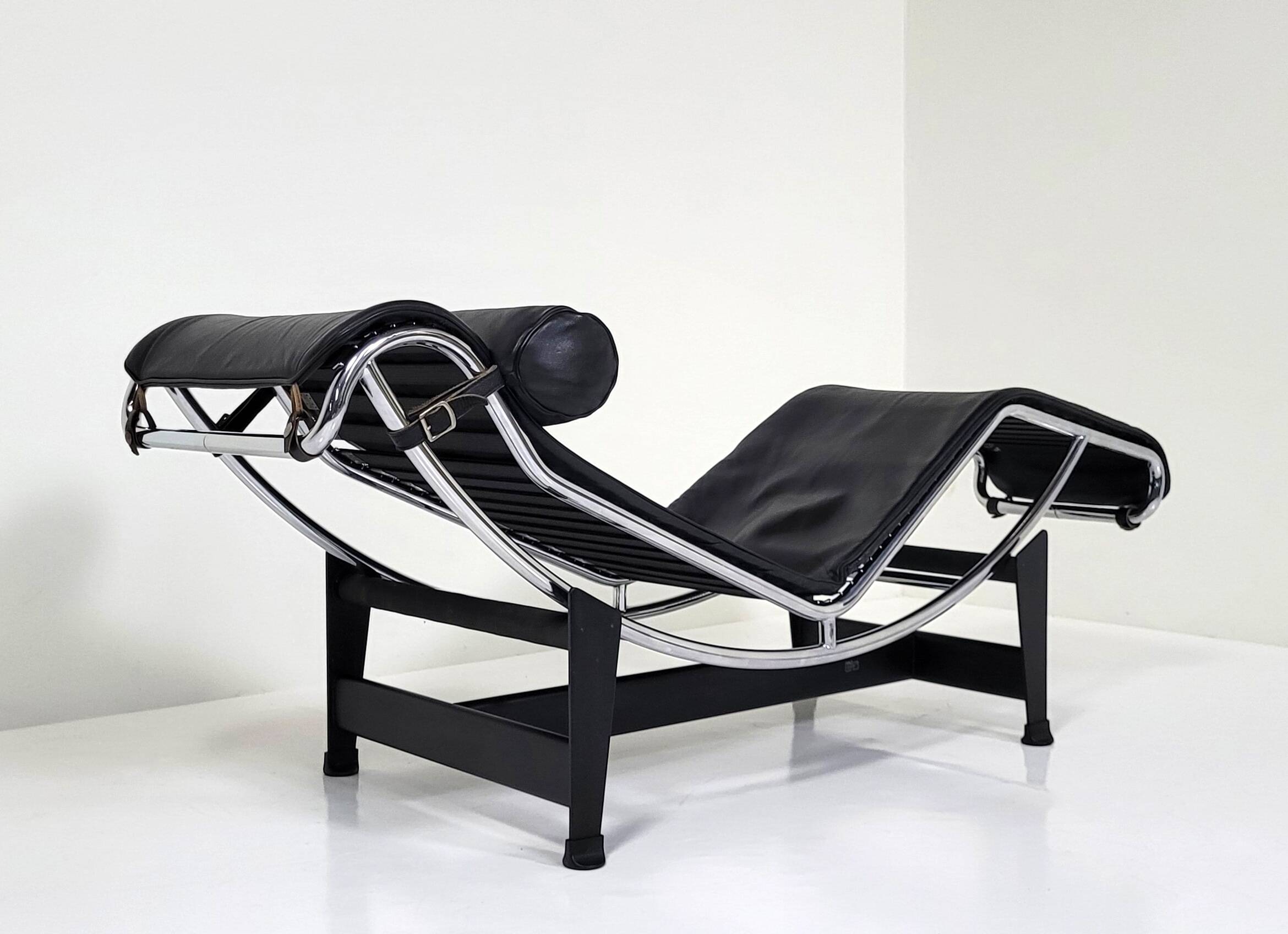Cassina Le Corbusier LC4, Italy 1929