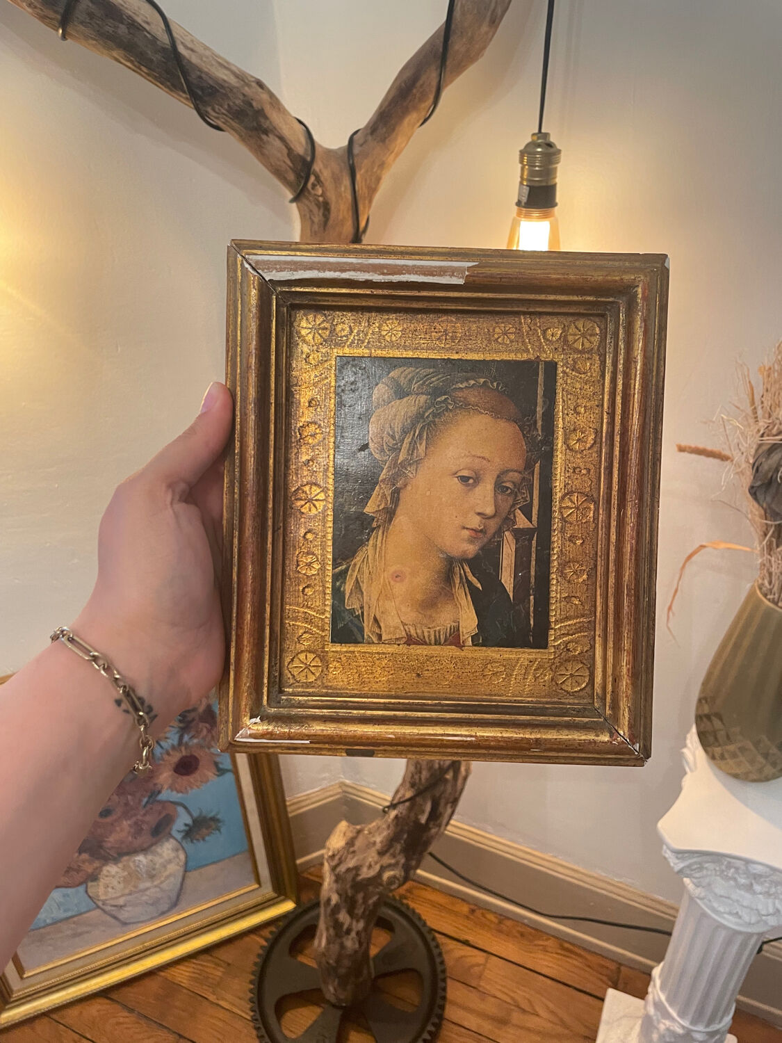 Frame and interior Filippo Lippi