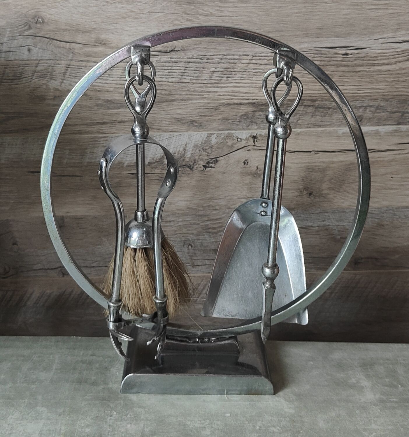 Vintage fireplace table servant