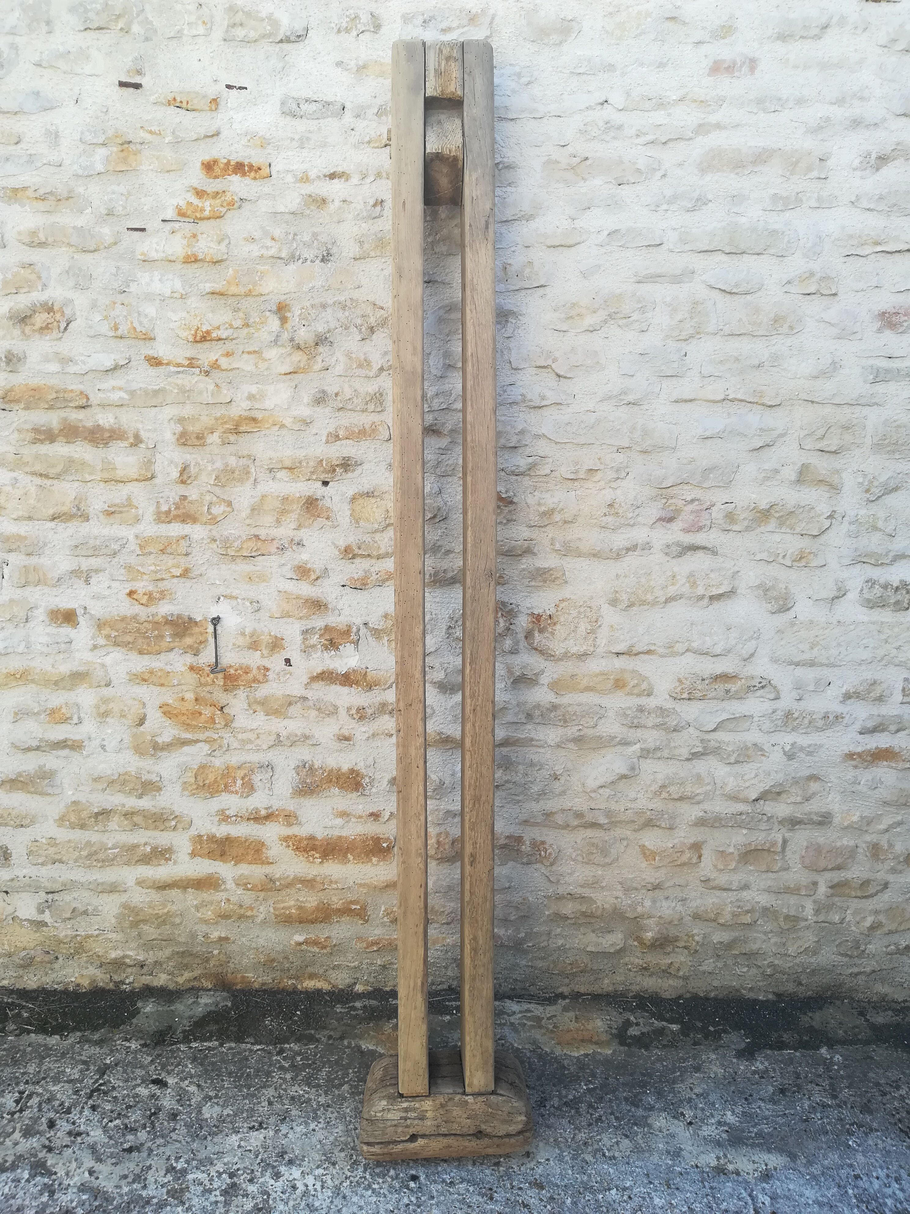 Wooden column