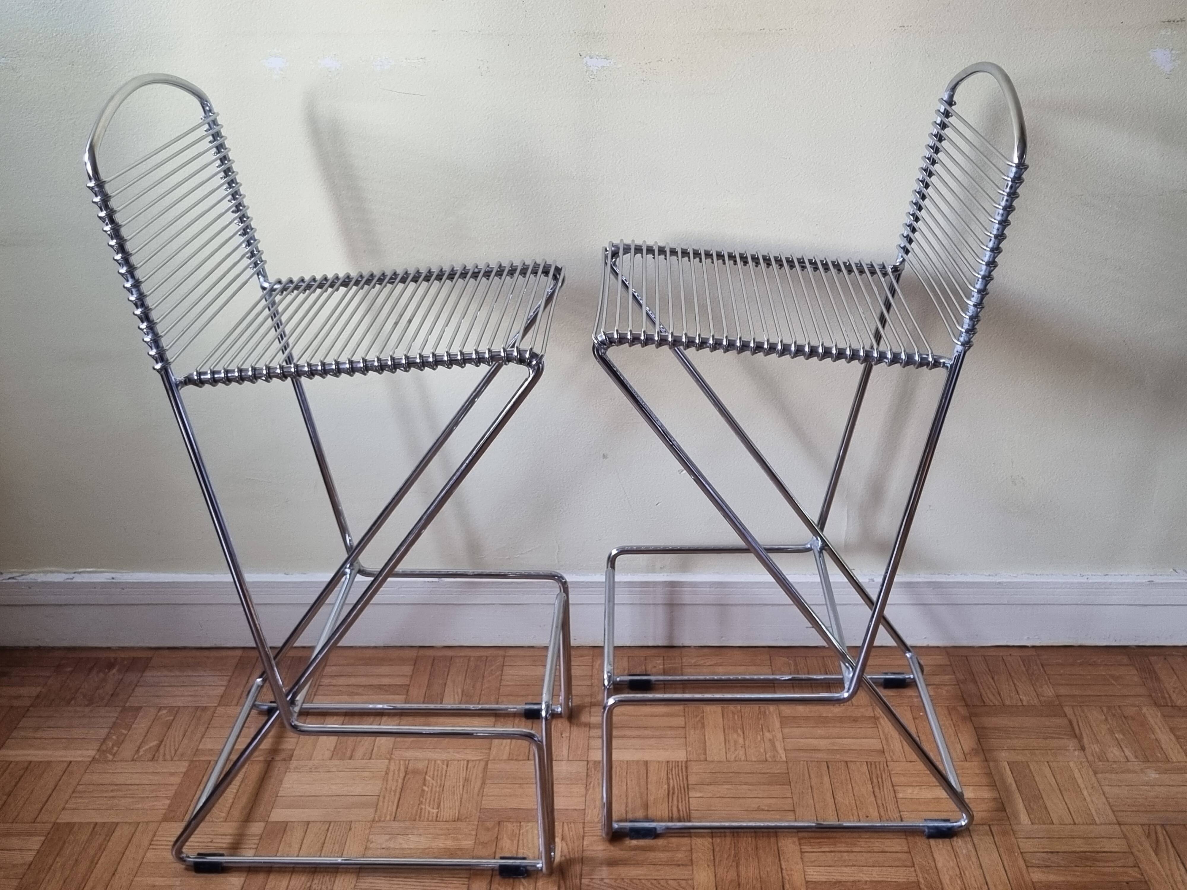 Paire de tabourets de bar Till Behrens Schlubach acier chromé années 80