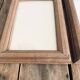 Duo cadres en pin, vitres recentes