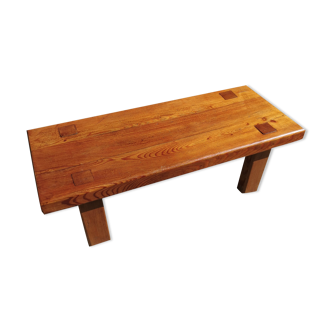 Brutalist table in meleze