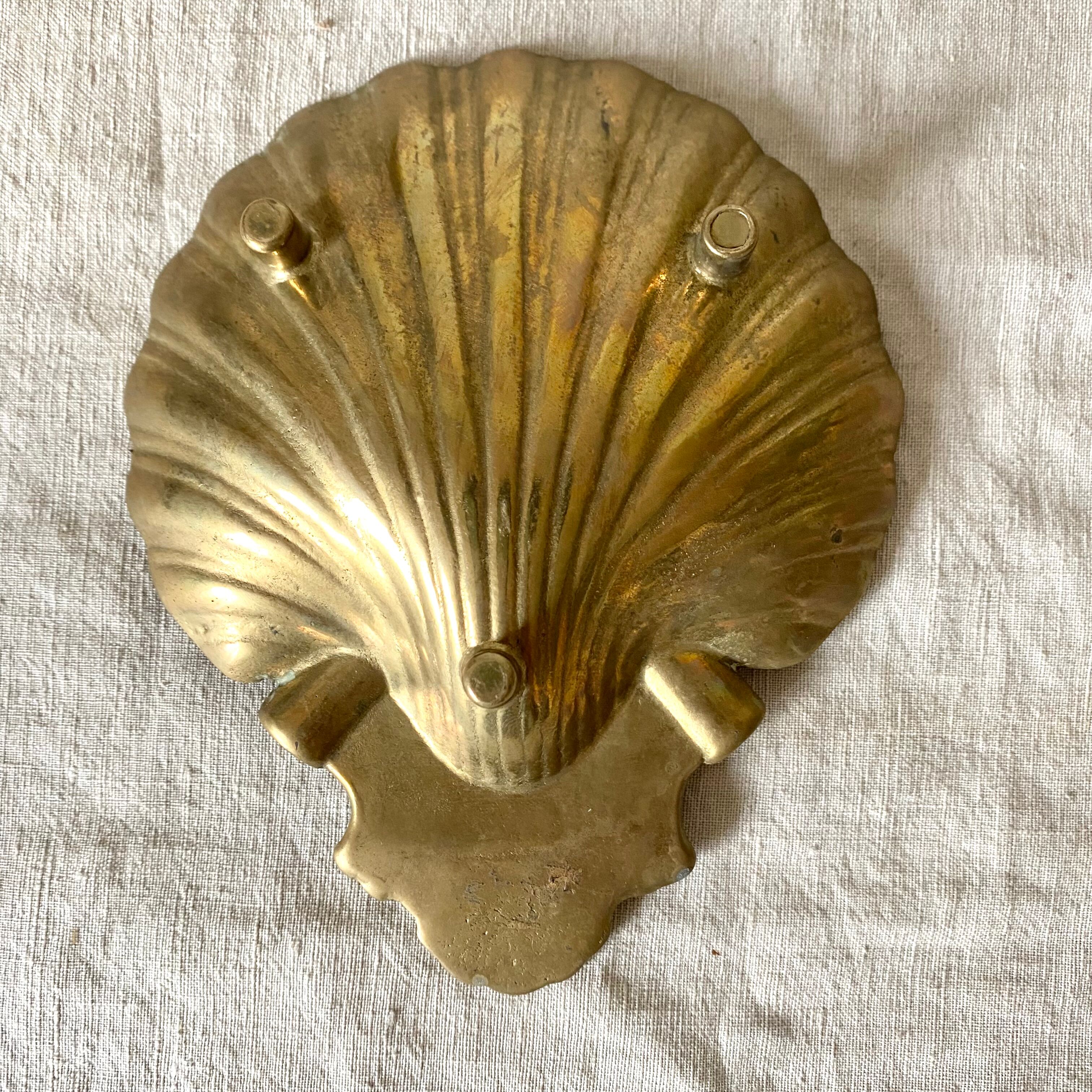 Ashtray, brass shell pocket