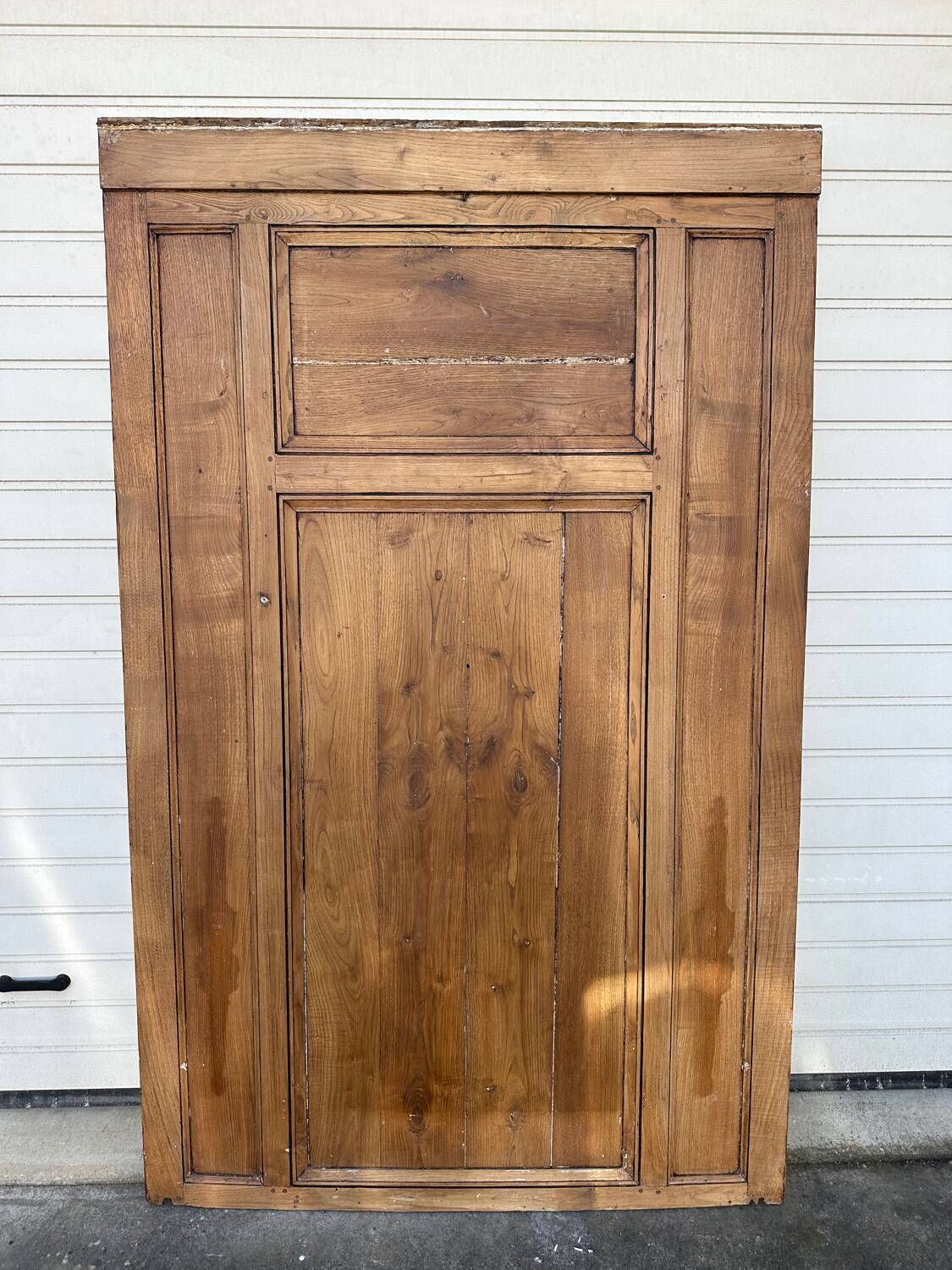 20th-century wood paneling element or mantelpiece