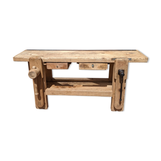 Former workbench