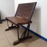 Paris metro bench