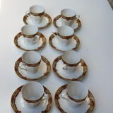 16-piece serving consisting of 8 cups and 8 subcups
