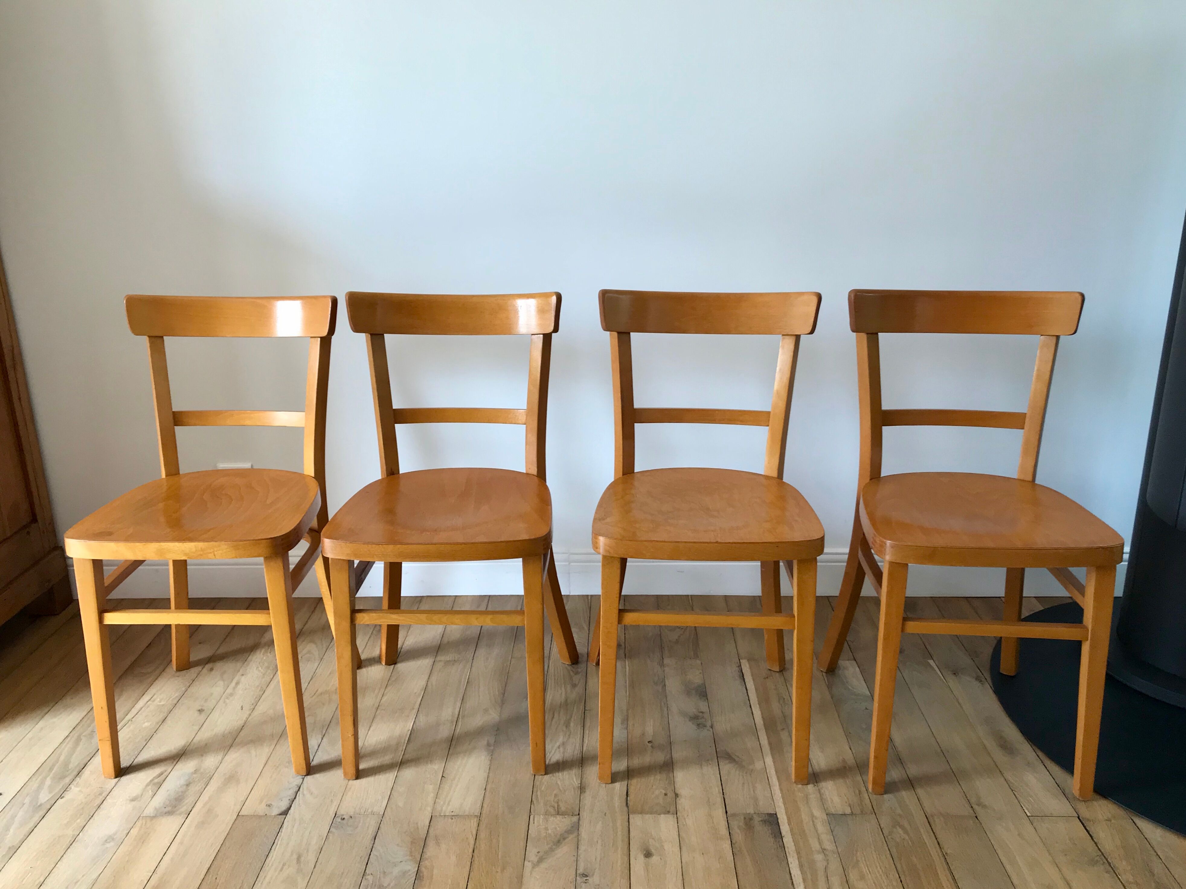 set of 4 Thonet bistro chairs in curved wood honey Mid-Century 50s