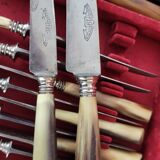 Service 20 table knives blade steel handle horn