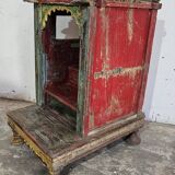 Ancien autel à offrandes en teck birman